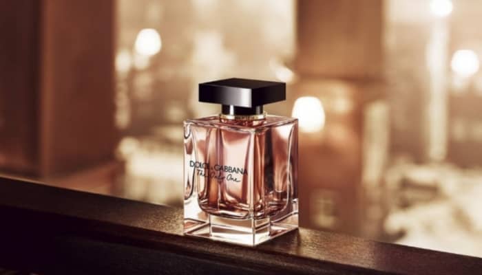 جشن سپندارمذگان چیست؟ تاریخچه و آداب رسوم 7 عطر با رایحهی لطیف زنانه