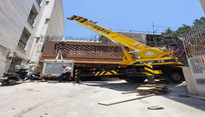 کاربرد جرثقیل ساختمانی در پروژه های عمرانی 4 کاربرد جرثقیل ساختمانی در پروژه های عمرانی