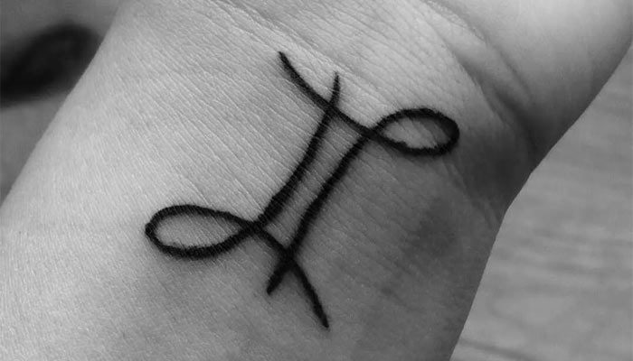 نماد و سمبل خرداد در طالع بینی و آسترولوژی 3 تتوی نماد خرداد