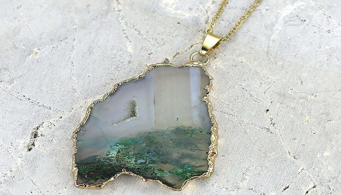 سنگ های متولدین خرداد به همراه بررسی تاثیرات و ویژگی آنها 4 هدیه دادن سنگ خرداد