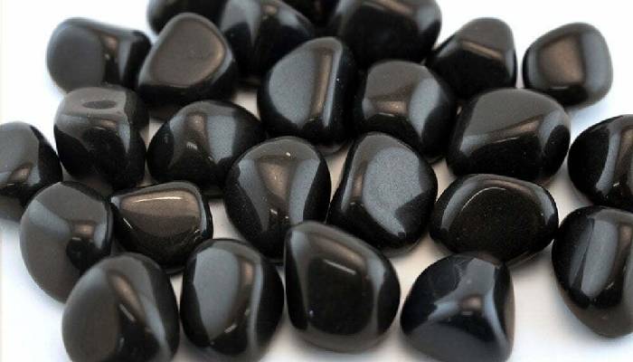 7 سنگ برتر متولدین دی | قدرت، تمرکز و آرامش 4 انیکس